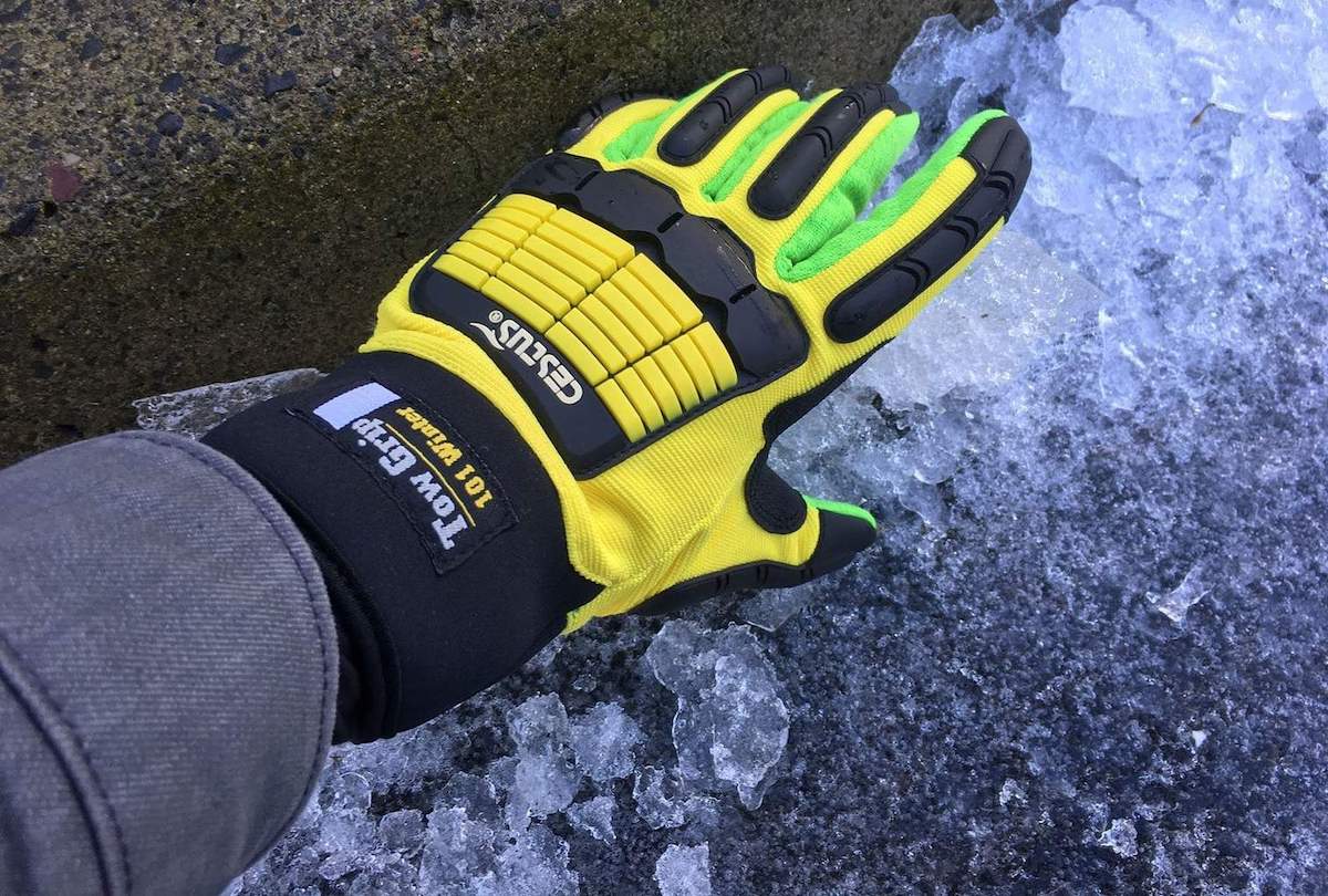 gloves for working outside in the winter